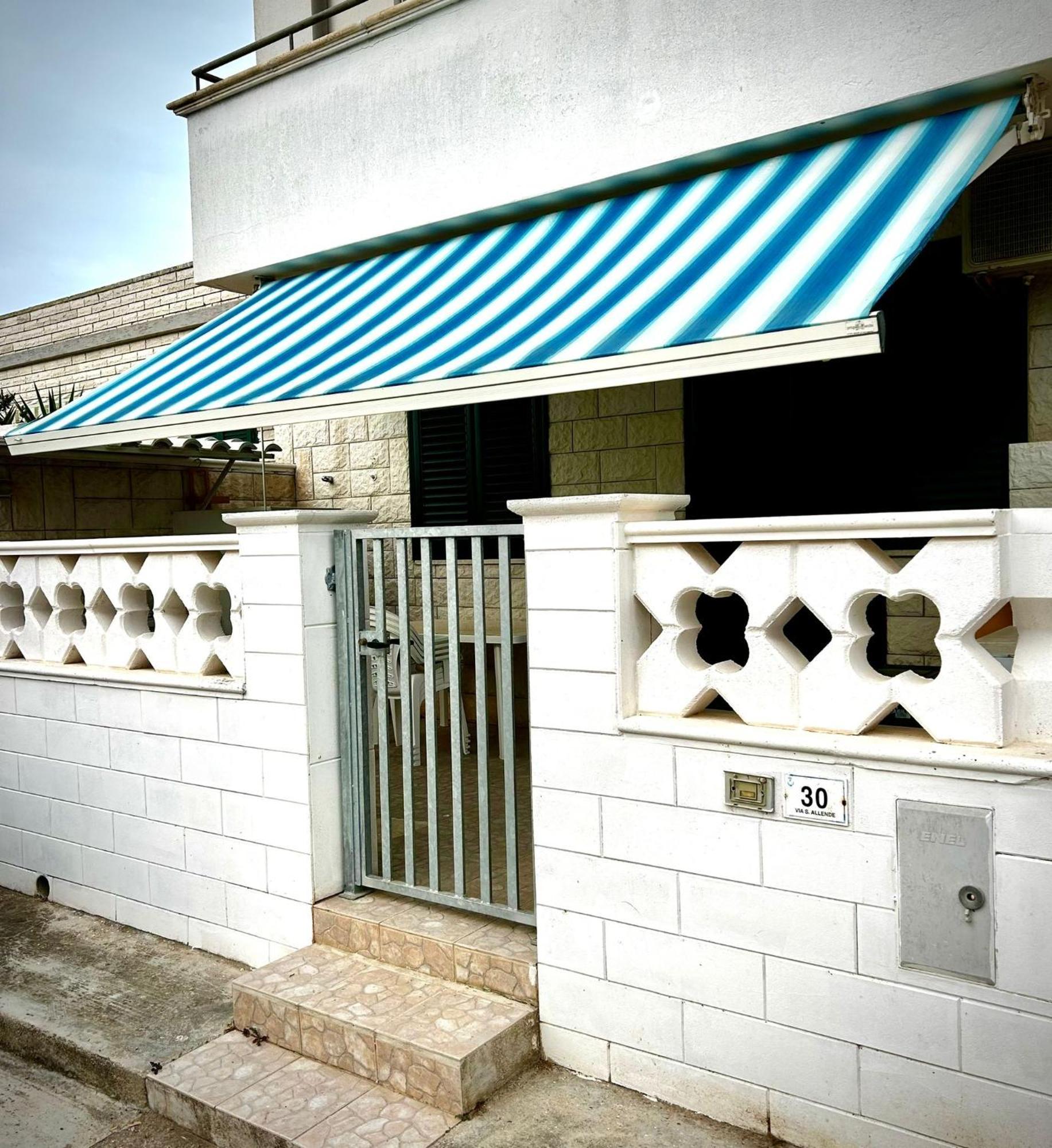 Casa Rebecca - Torre Pali  Villa Exterior foto